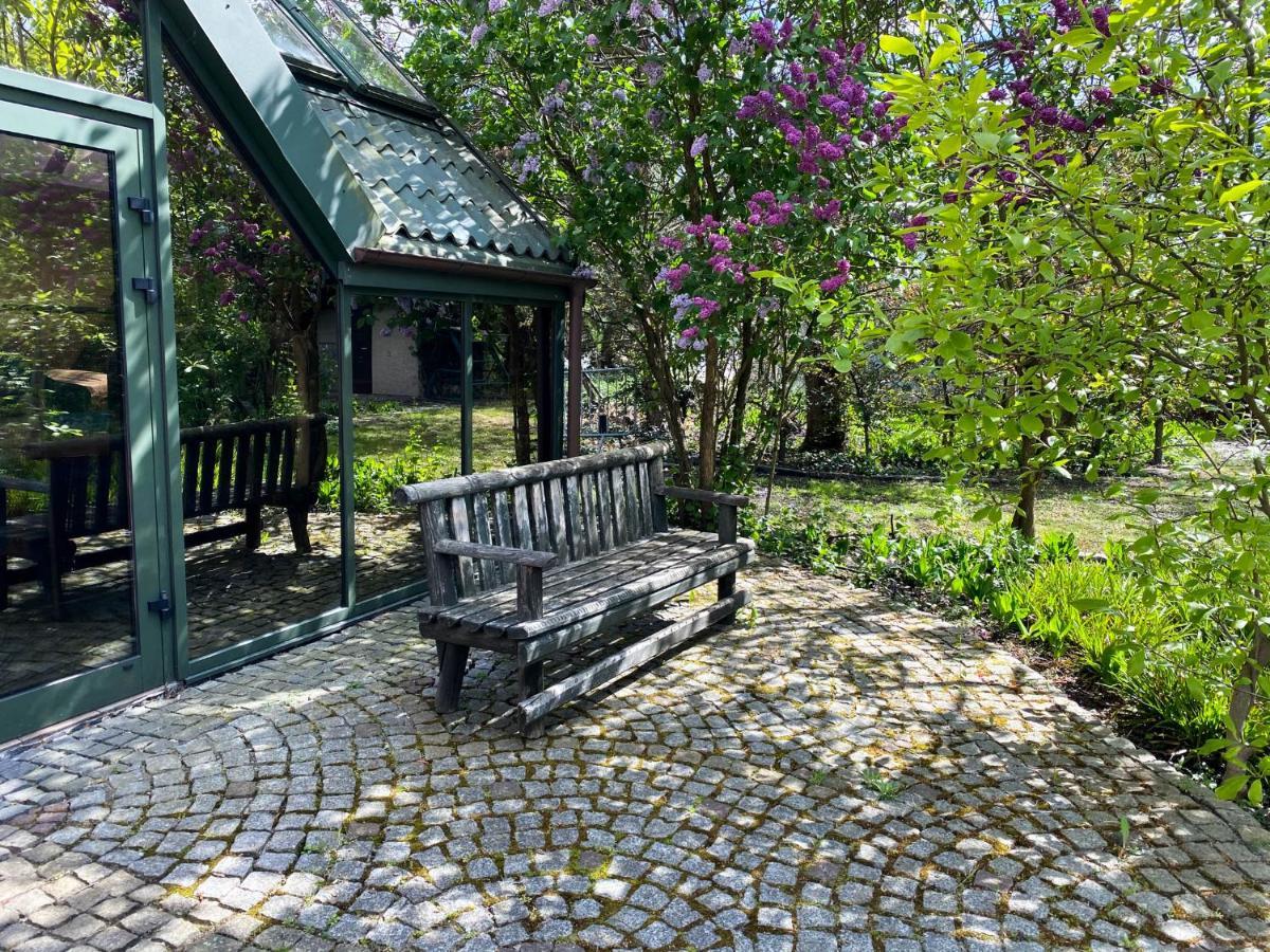 Hotel Garden Oleśnica Kültér fotó
